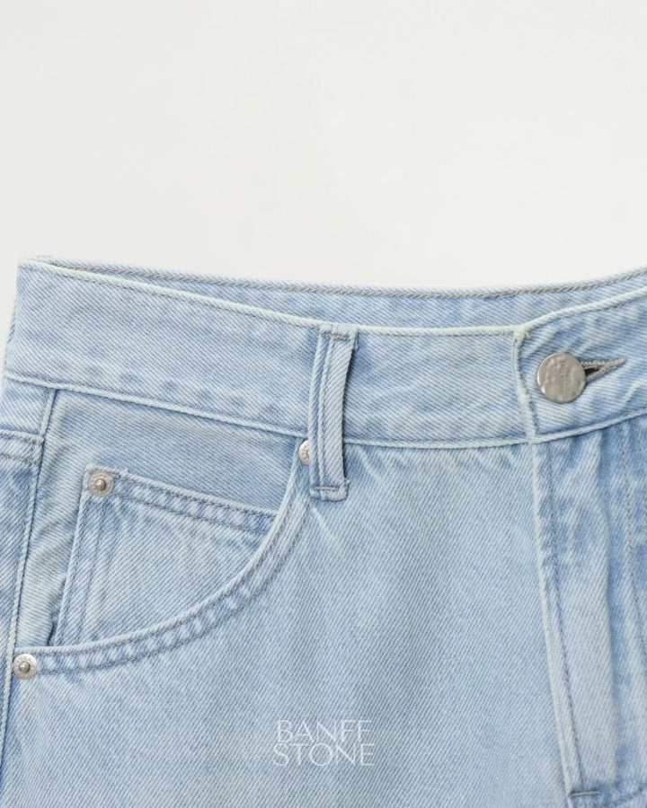 Brooklyn Distressed Jeans